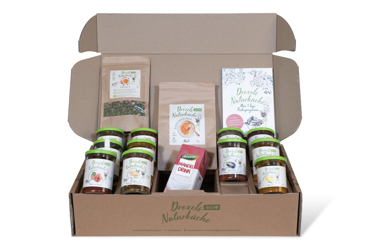 Fastenbox von Monika Drexel – 5 Tage Bio-Mahlzeiten mit 3 Mahlzeiten pro Tag, inklusive Frühstücksmüsli, Mandeldrink und Fastentee und Booklet mit Ernährungstipps